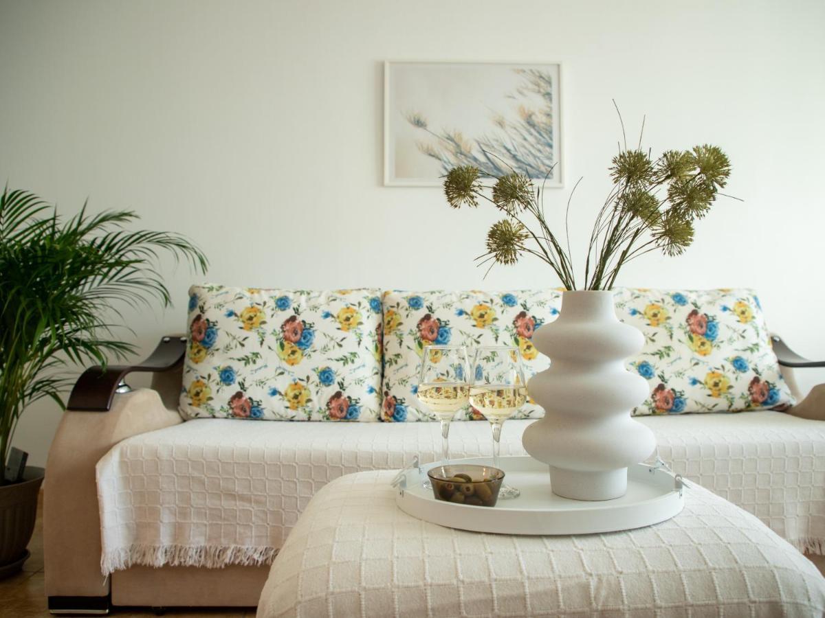 Marin Apartment Констанца Екстер'єр фото